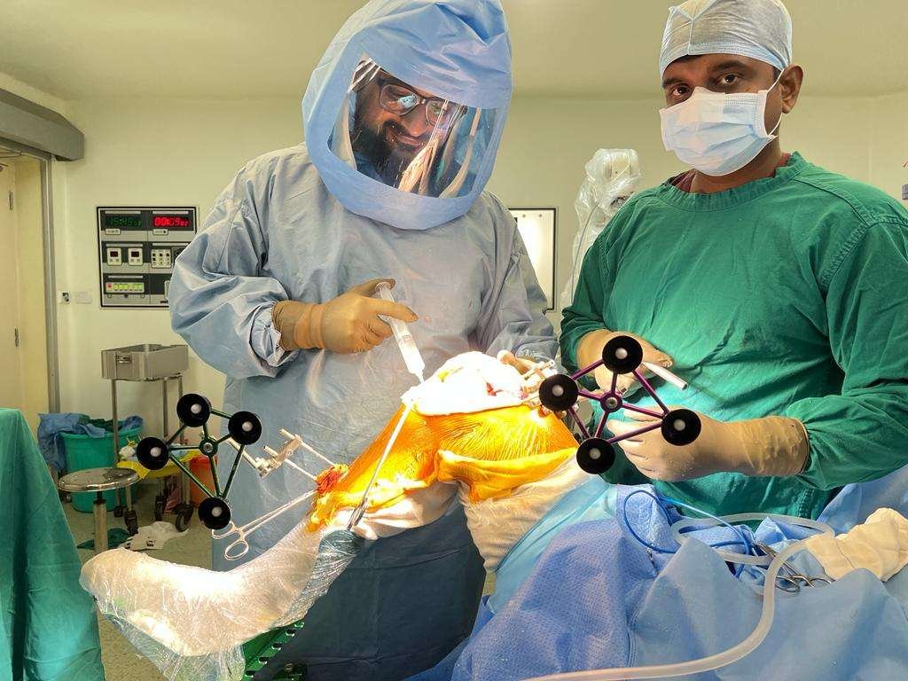 Minimally Invasive Knee Replacement  Surgery